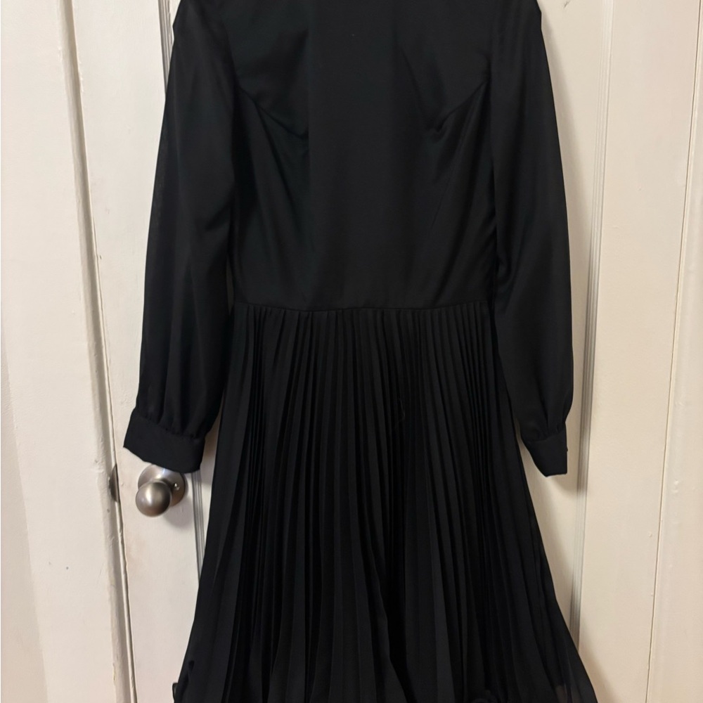 Elegant Black Pleated Mod Dress 60s/70s